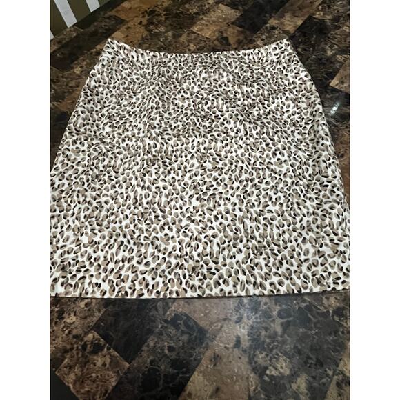 Valerie Bertinelli Animal Print Skirt - Picture 6 of 10